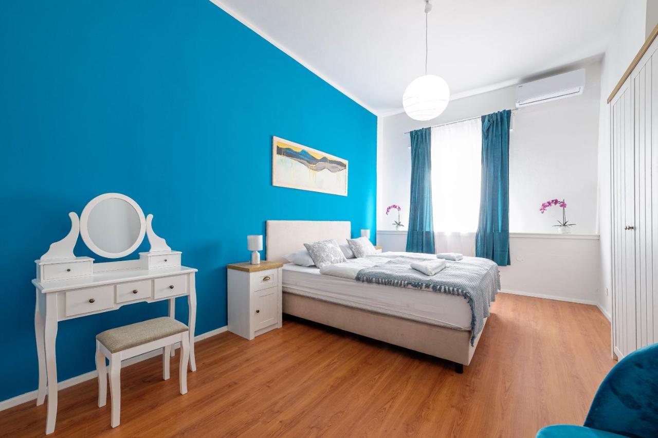 Hostel Globo Šibenik Extérieur photo